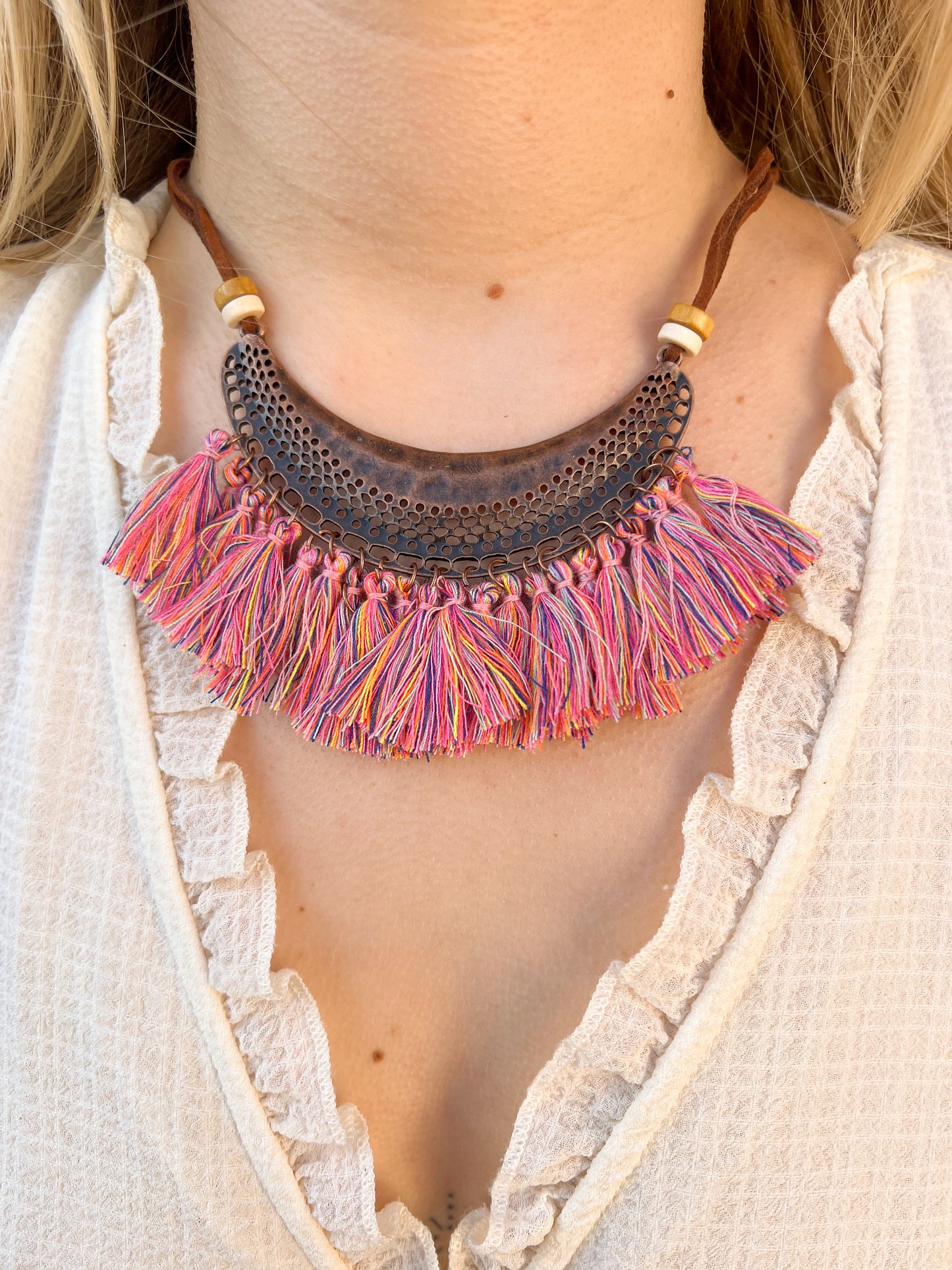 Collier pompons multicolore